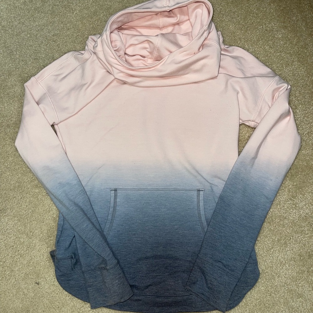 Carrie Underwood sweatshirt